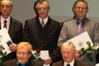 Witold Pieńkowski wśród osób uhonorowanych Laurami Ziemi Cieszyńskiej 2013