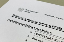 Numery PESEL wydawane będą na wniosek osoby ubiegającej się o jego wydanie.