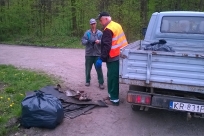 Sprzątanie wzdłuż drogi, fot. Organizatorzy