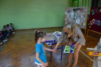 W imieniu Wójt Gminy Goleszów Sylwii Cieślar, nagrody w konkursie wręczyła Jolanta Bujok - sekretarz Gminy Goleszów.