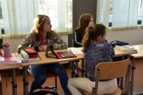Lekcja informatyki z wykorzystaniem nowego sprzętu komputerowego