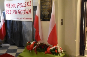 Składanie hołdu poległym za ojczyznę