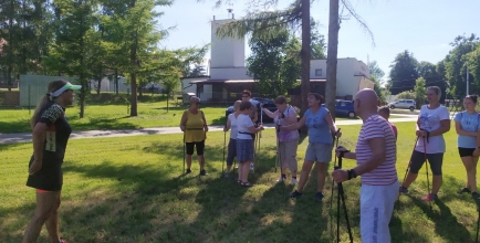 Aktualnie w ramach zajęć organizowanych przez Klub Seniora odbywają się m.in. zajęcia z Nordic Walking, które prowadzi profesjonalny instruktor. Dodatkowe środki pozwolą na rozszerzenie oferty klubów seniora działających na terenie gminy Goleszów.