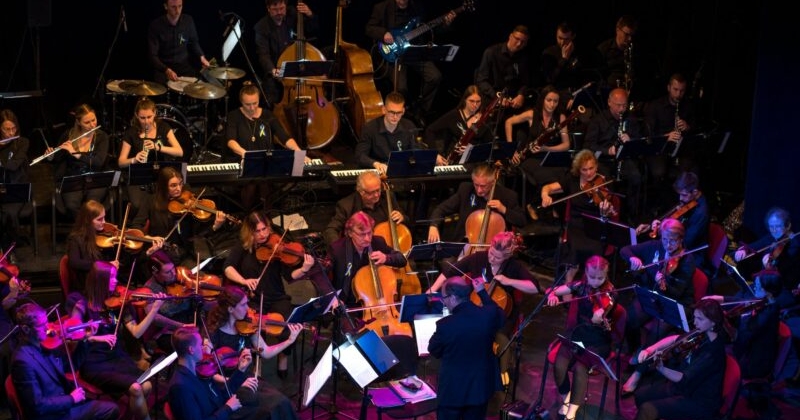 Artis Symphony Orchestra, źródło: mdk.ustron.pl
