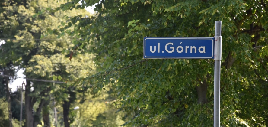 ul. Górna w Dzięgielowie przed remontem