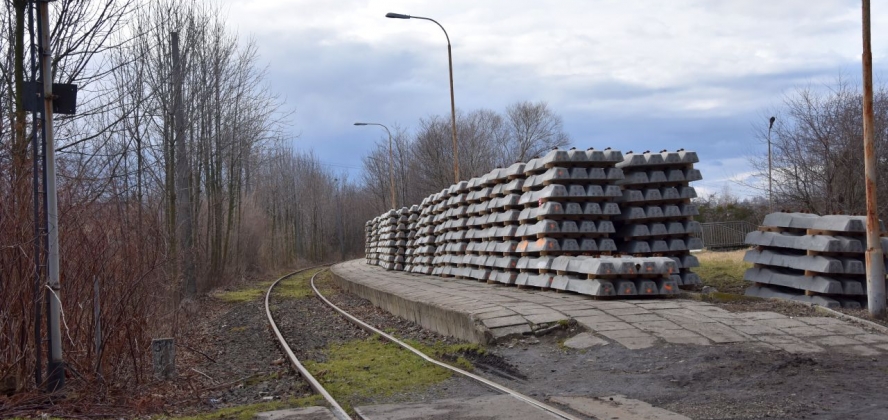 Nowe podkłady kolejowe na stacji Goleszów Górny, fot. I. Franek