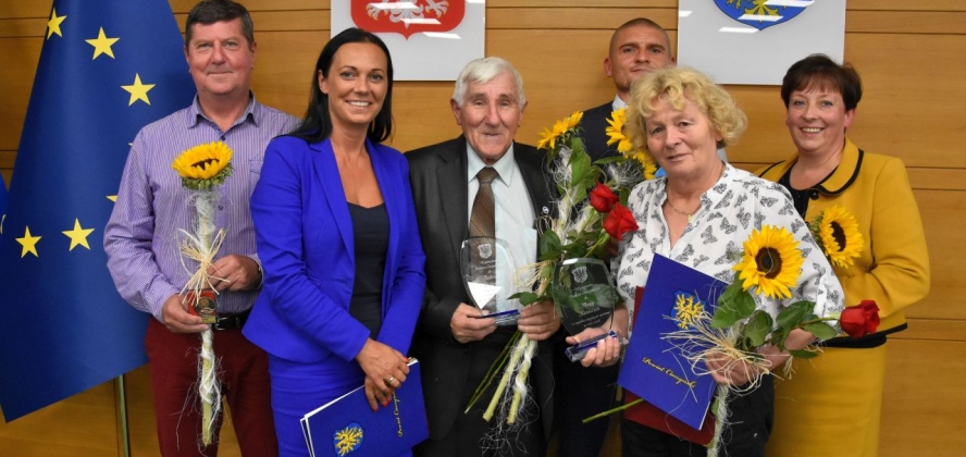 Wójt Sylwia Cieślar, Anna Stanieczek, Katarzyna Bogdał, Adam Żwak, Przemysław Misiarz, fot. T. Lenkiewicz