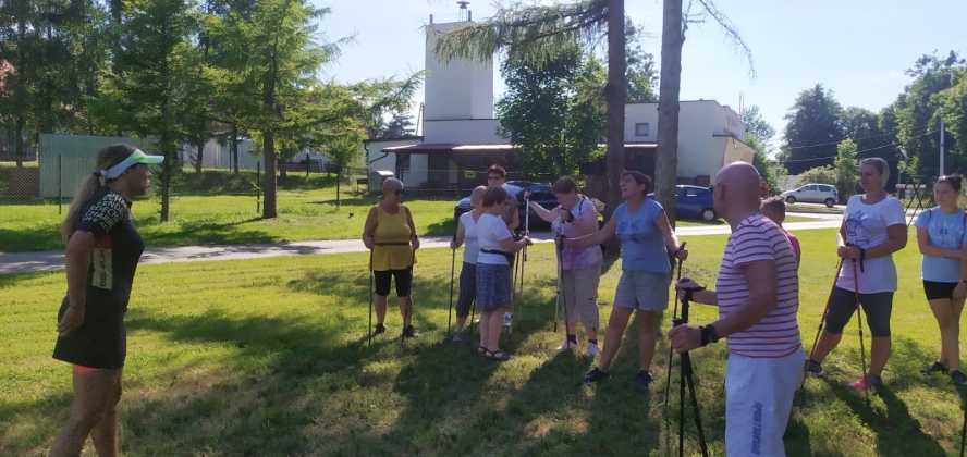 Aktualnie w ramach zajęć organizowanych przez Klub Seniora odbywają się m.in. zajęcia z Nordic Walking, które prowadzi profesjonalny instruktor. Dodatkowe środki pozwolą na rozszerzenie oferty klubów seniora działających na terenie gminy Goleszów.